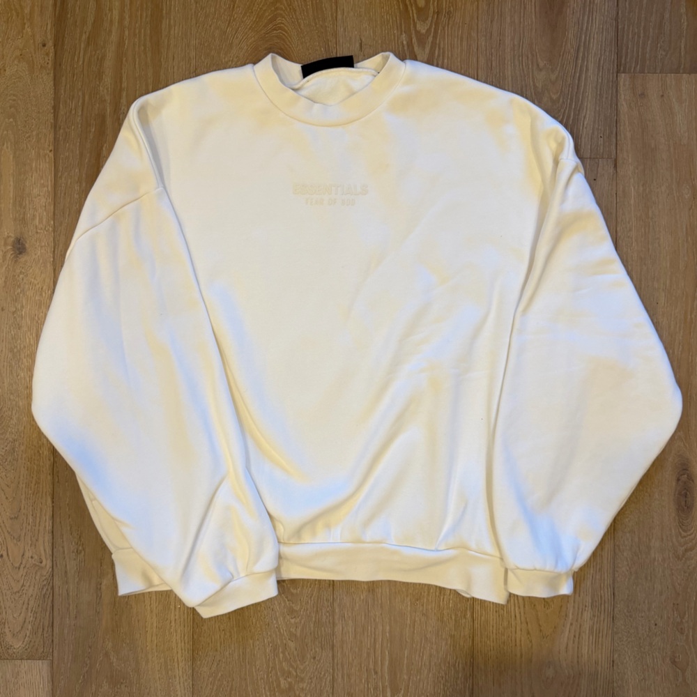 Fear of God Essentials Men’s Large Crewneck